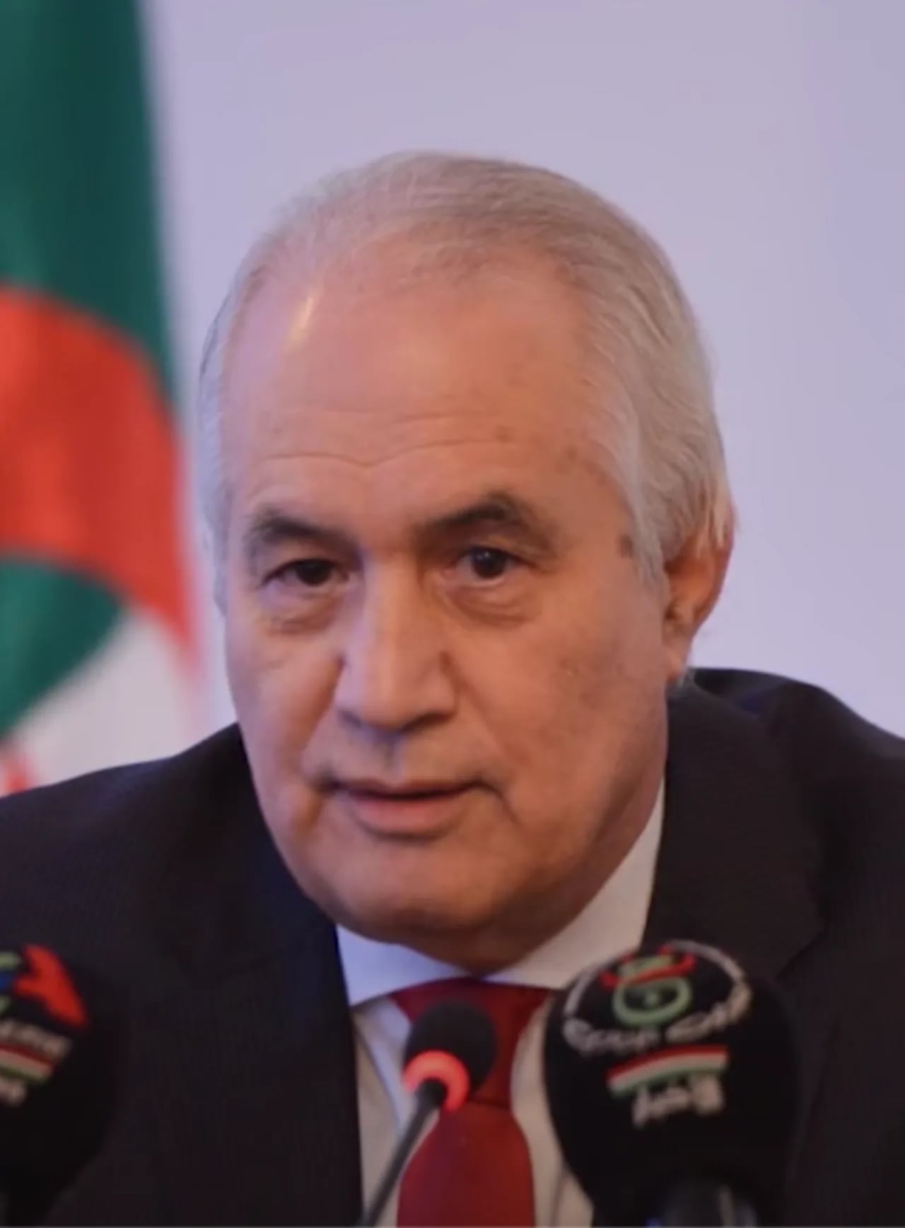 Porträt von Tayeb Belaiz (1948–2023) – Gedenkseite