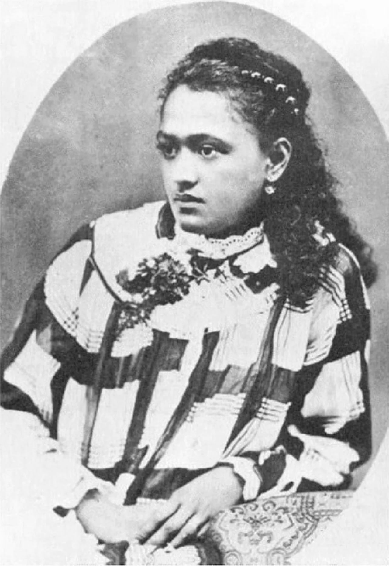 Portrait of Teari'imaevarua III. (1871–1932) – memorial page
