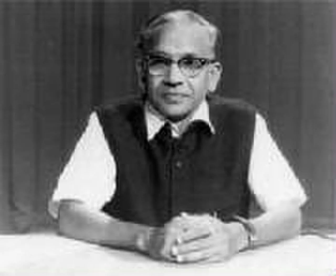 Porträt von Akilan (1922–1988) – Gedenkseite