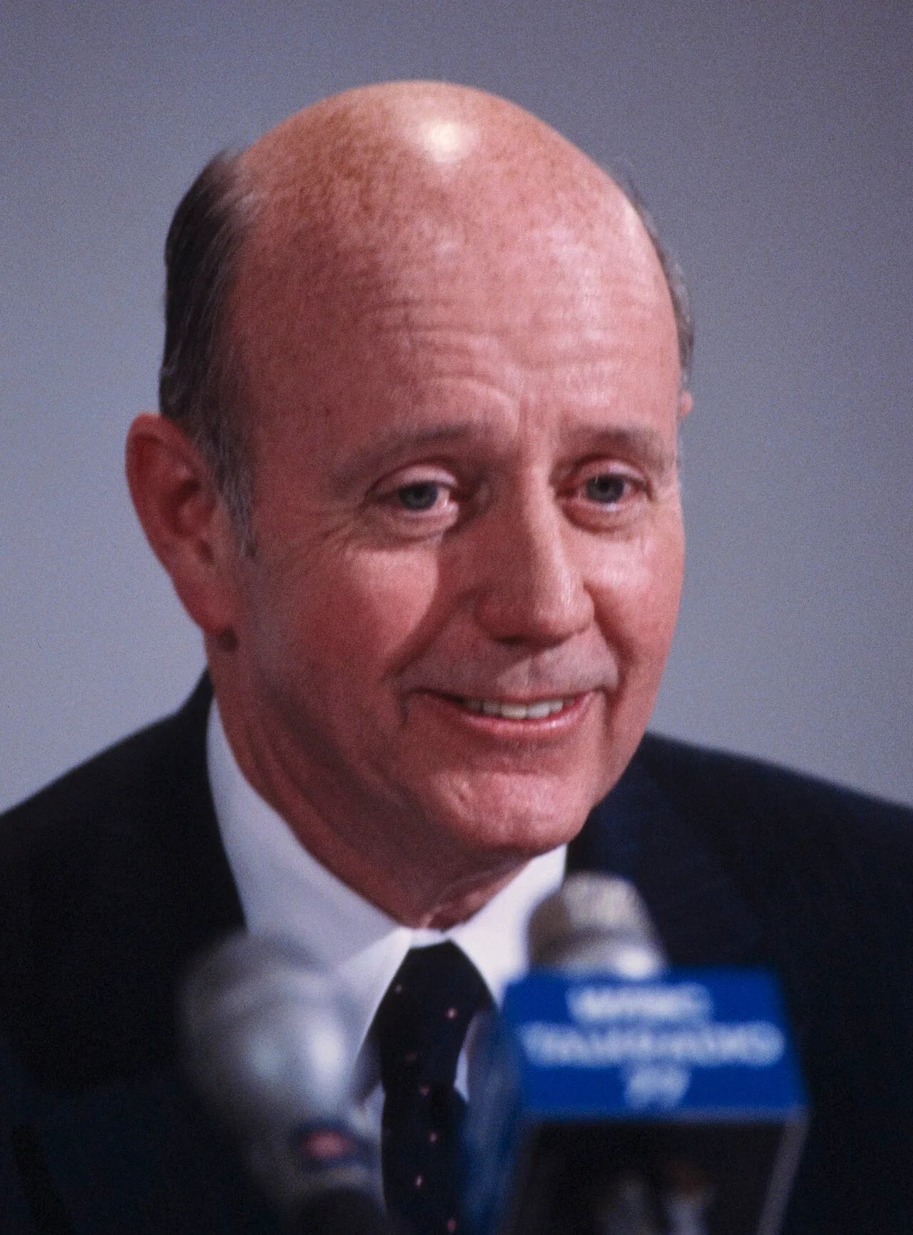 Portrait of Thomas Murphy (1925–2022) – memorial page