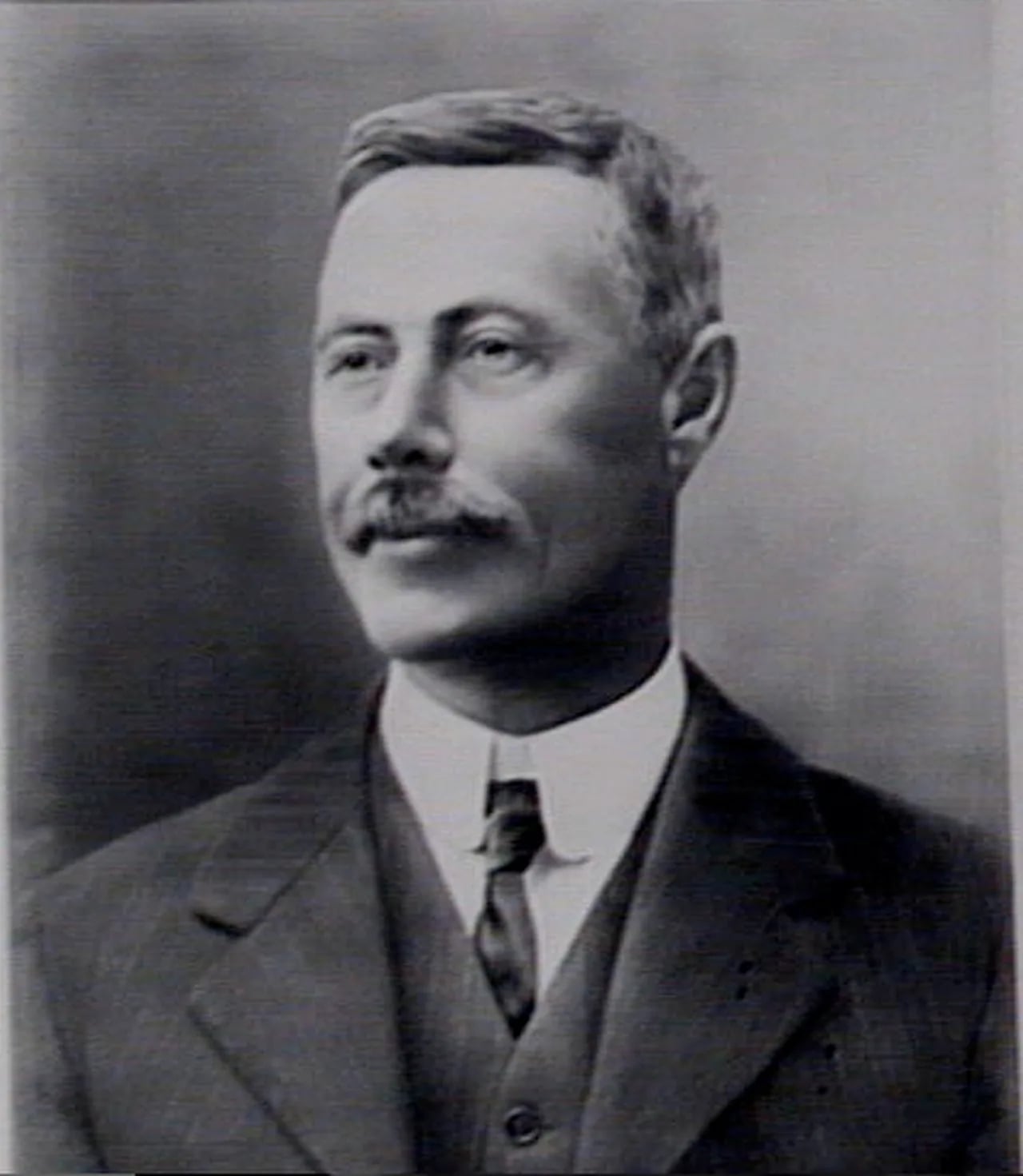 Porträt von Thomas Waddell (1854–1940) – Gedenkseite