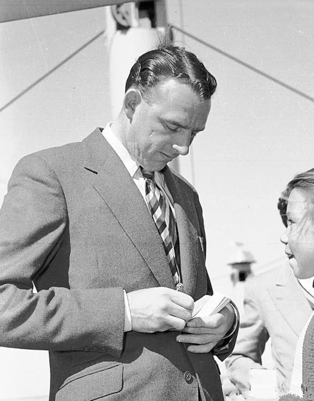 Portrait of Bob Appleyard (1924–2015) – memorial page