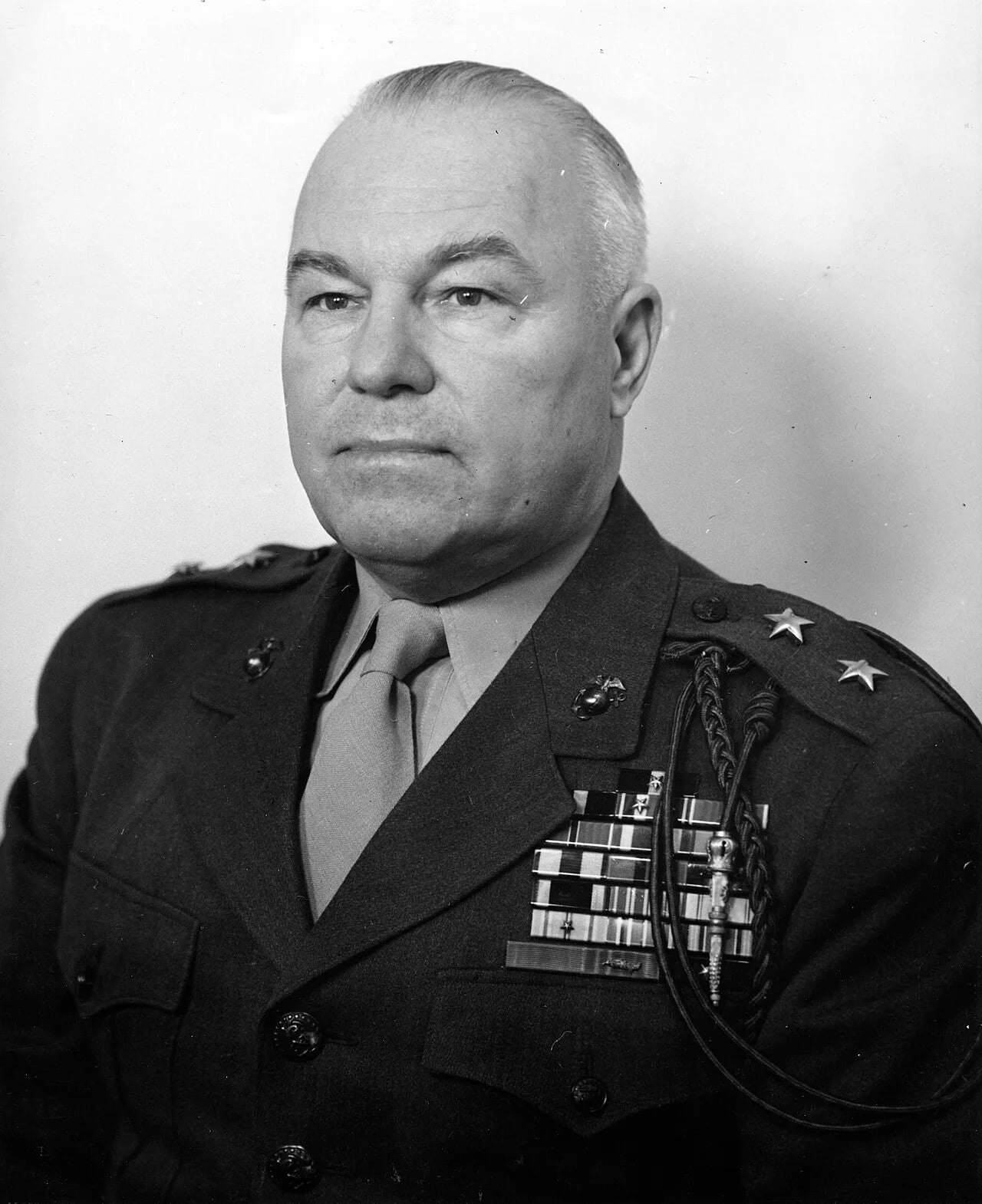 Portrait of Henry Louis Larsen (1890–1962) – memorial page