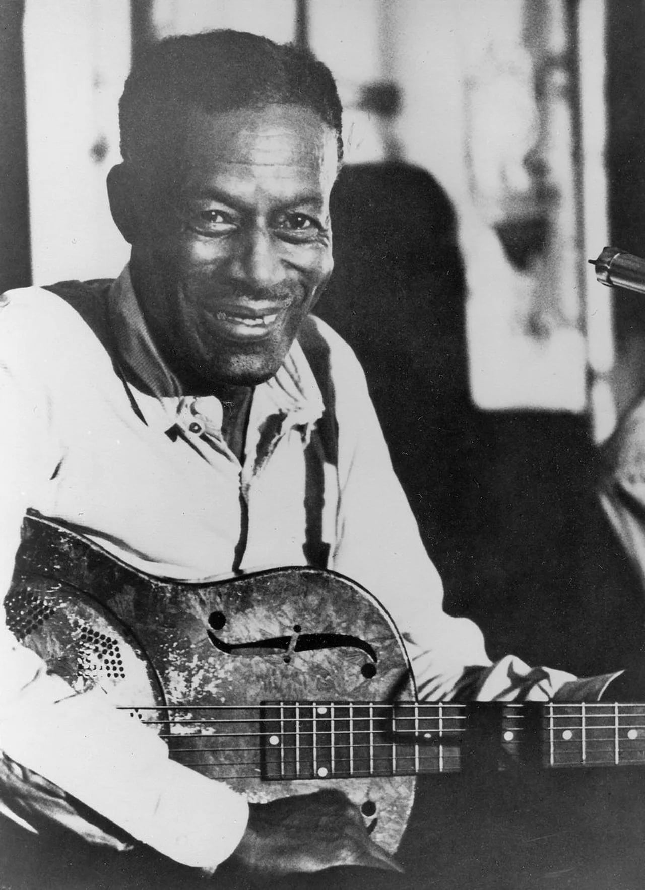 Porträt von Son House (1902–1988) – Gedenkseite