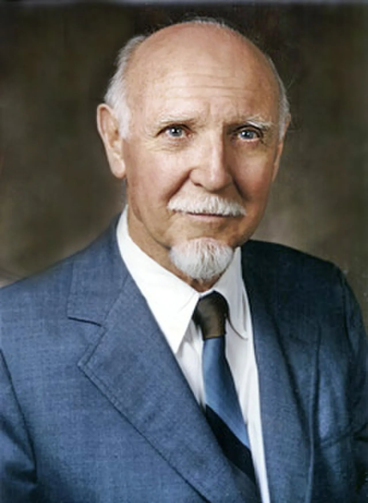 Porträt von Raymond Bernard Cattell (1905–1998) – Gedenkseite