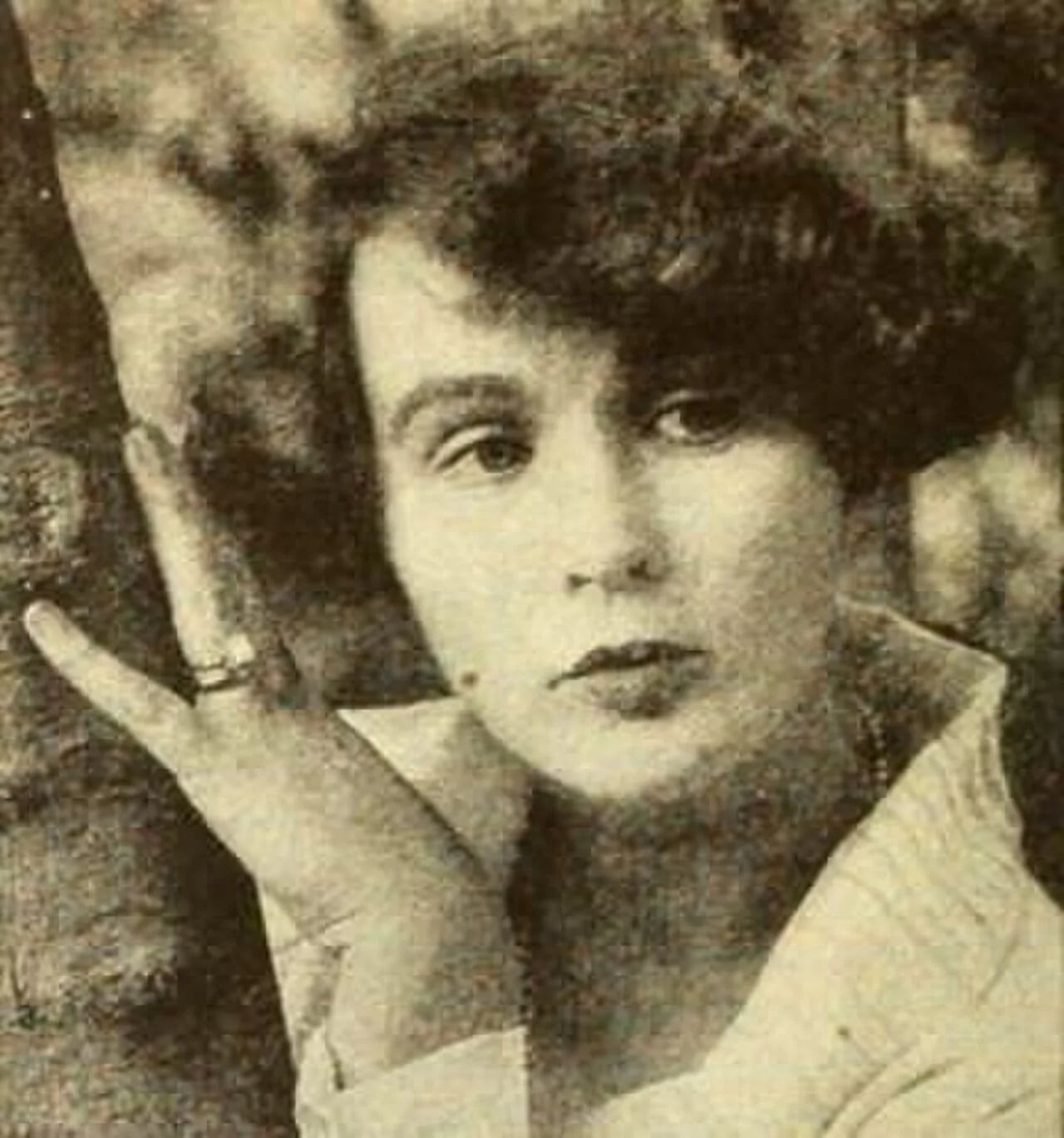 Portrait of Adela Rogers St. Johns (1894–1988) – memorial page