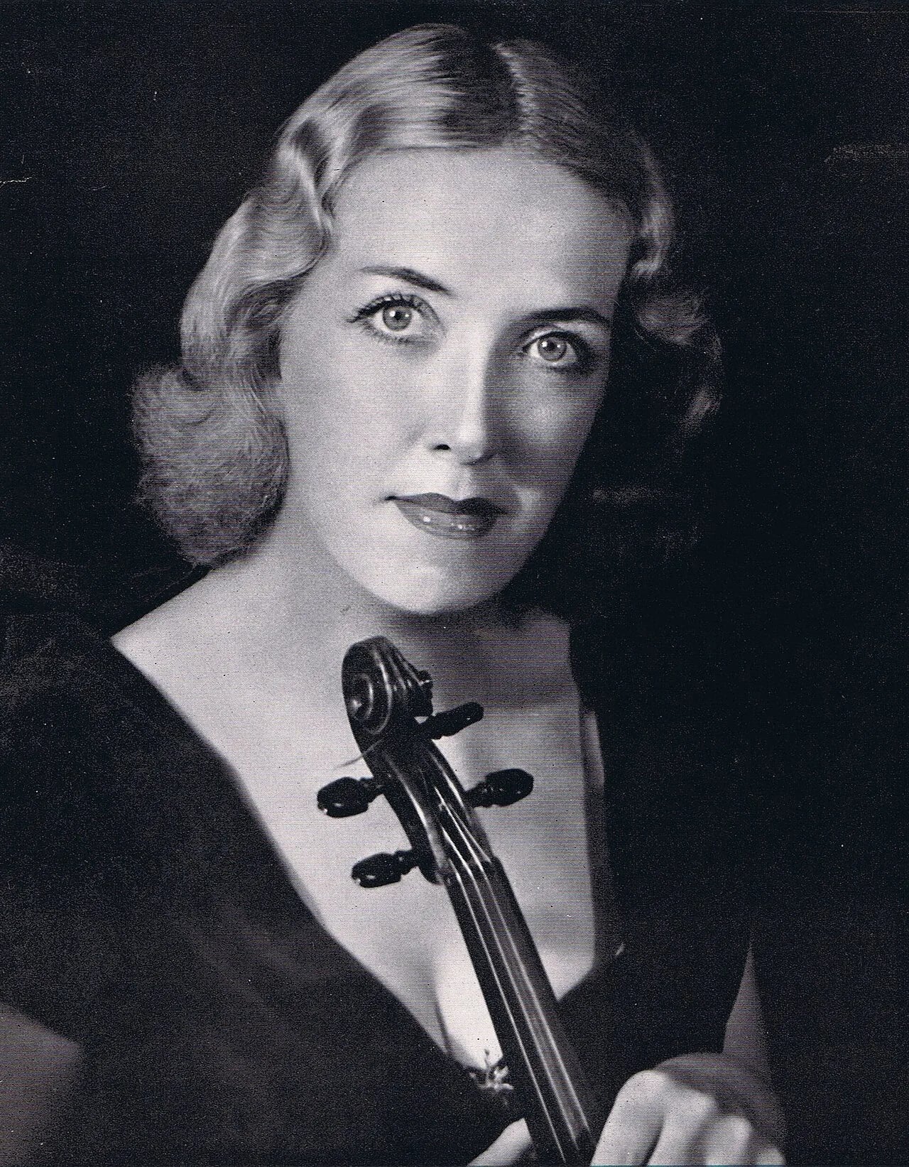 Porträt von Joan Field (1915–1988) – Gedenkseite