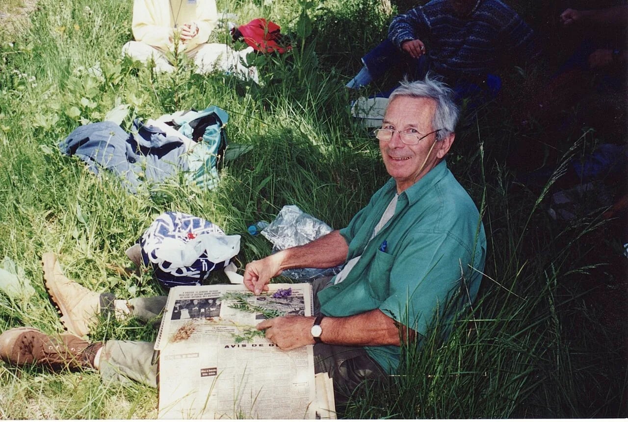 Porträt von Bernard M. Descoings (1931–2018) – Gedenkseite