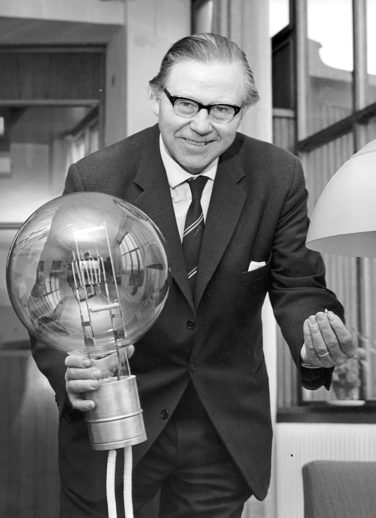 Portrait of Gunnar Sträng (1906–1992) – memorial page