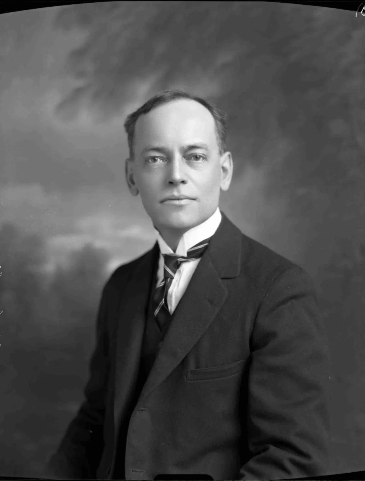 Portrait of Télesphore Simard (1878–1955) – memorial page