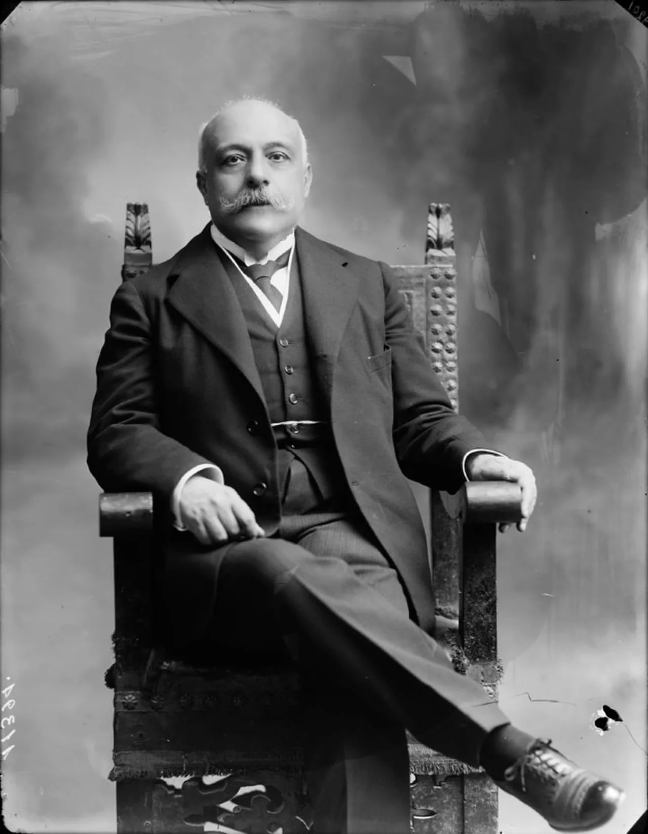 Portrait of Antonio Salandra (1853–1931) – memorial page