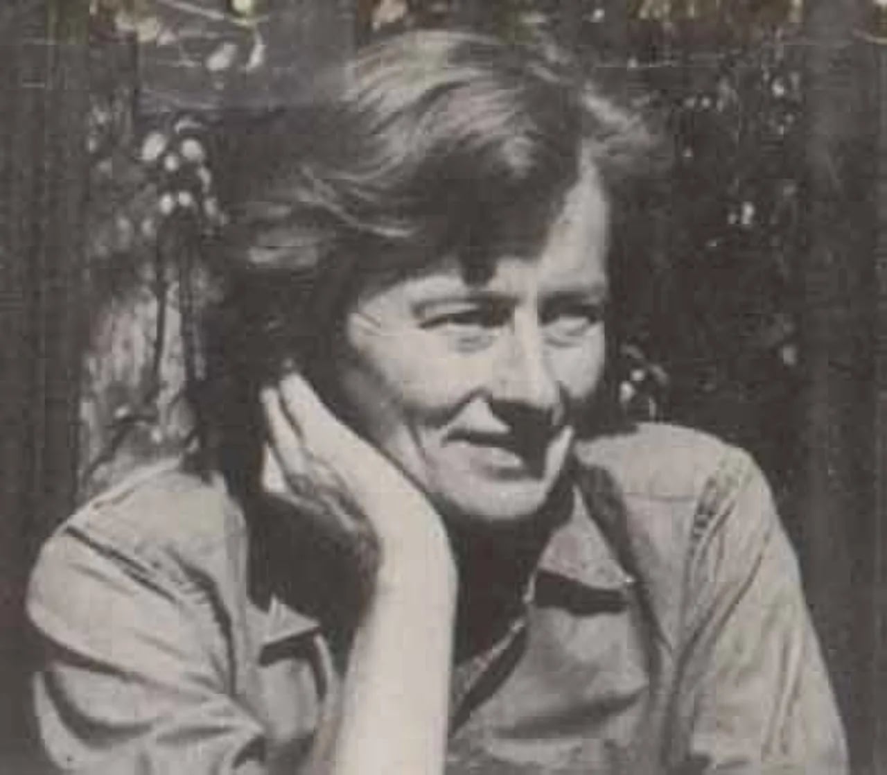 Portrait of Emily Cheney Neville (1919–1997) – memorial page