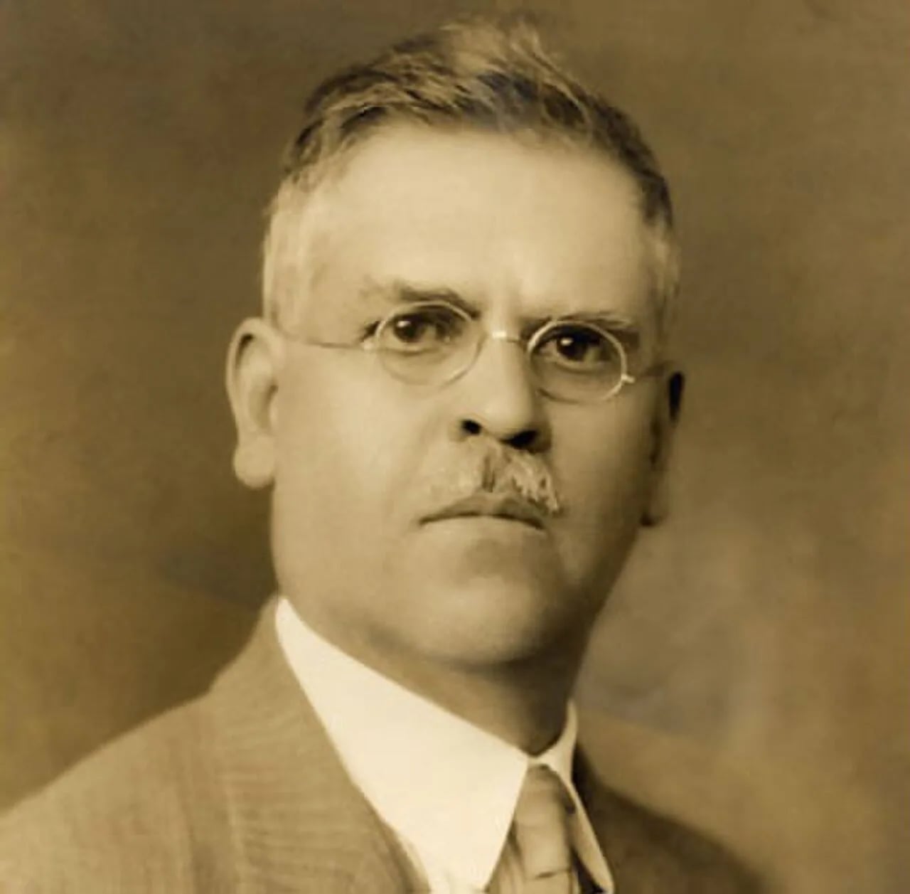 Portrait of Mariano Azuela (1873–1952) – memorial page