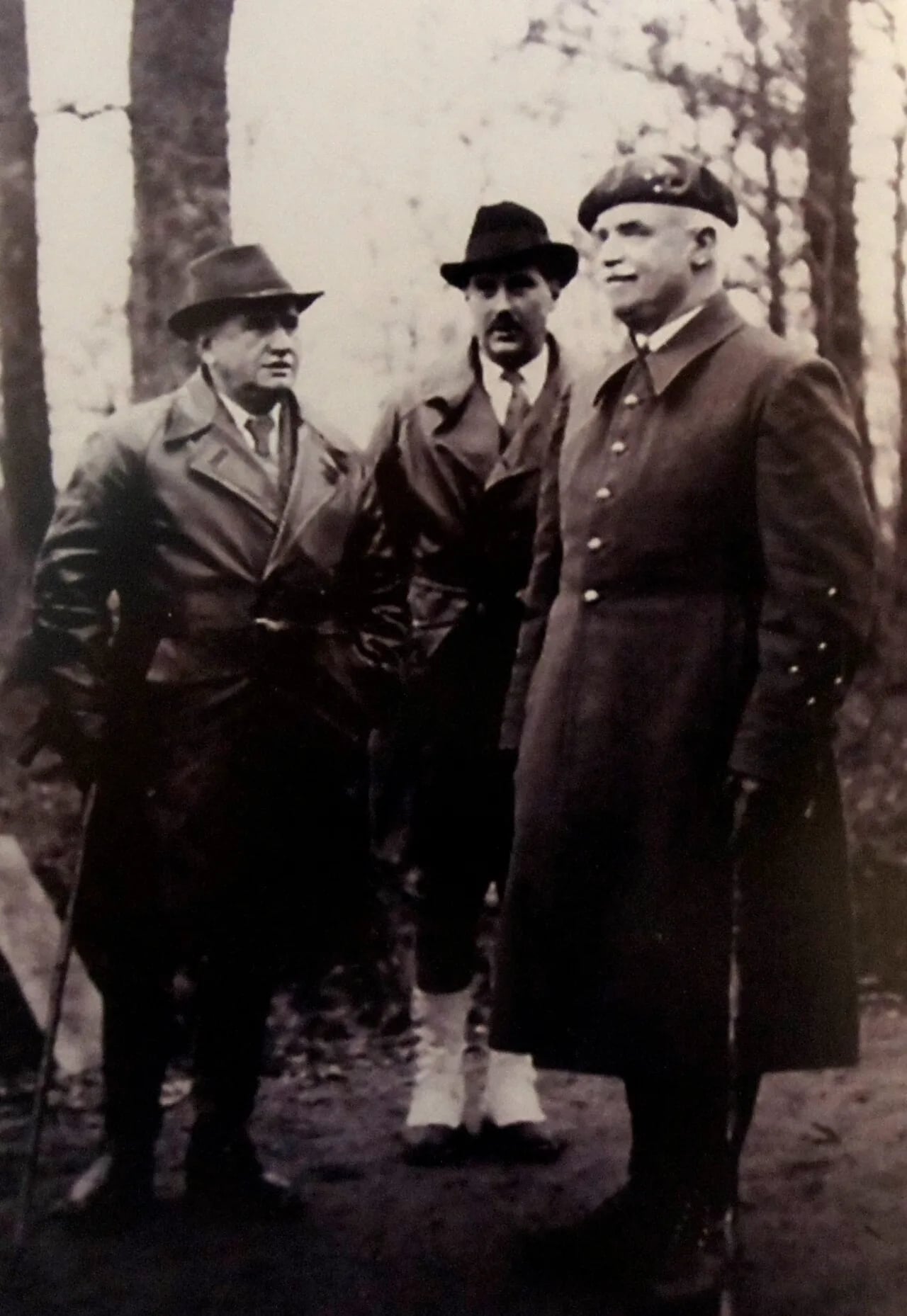 Porträt von Victor Bourret (1877–1949) – Gedenkseite