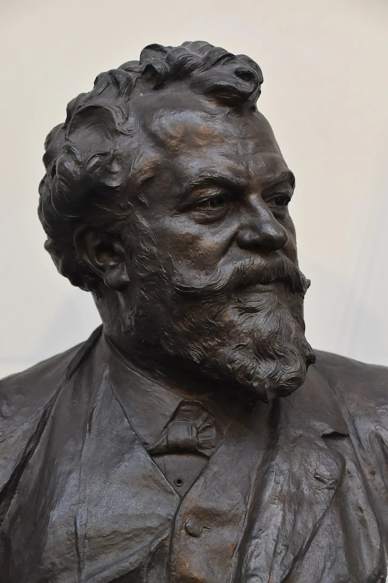 Portrait of Victor Champier (1851–1929) – memorial page