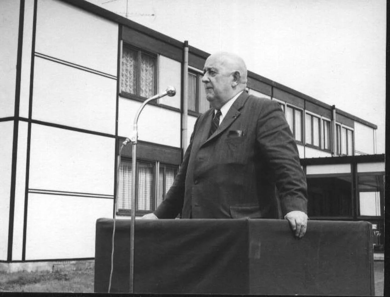 Porträt von Victor Provo (1903–1983) – Gedenkseite