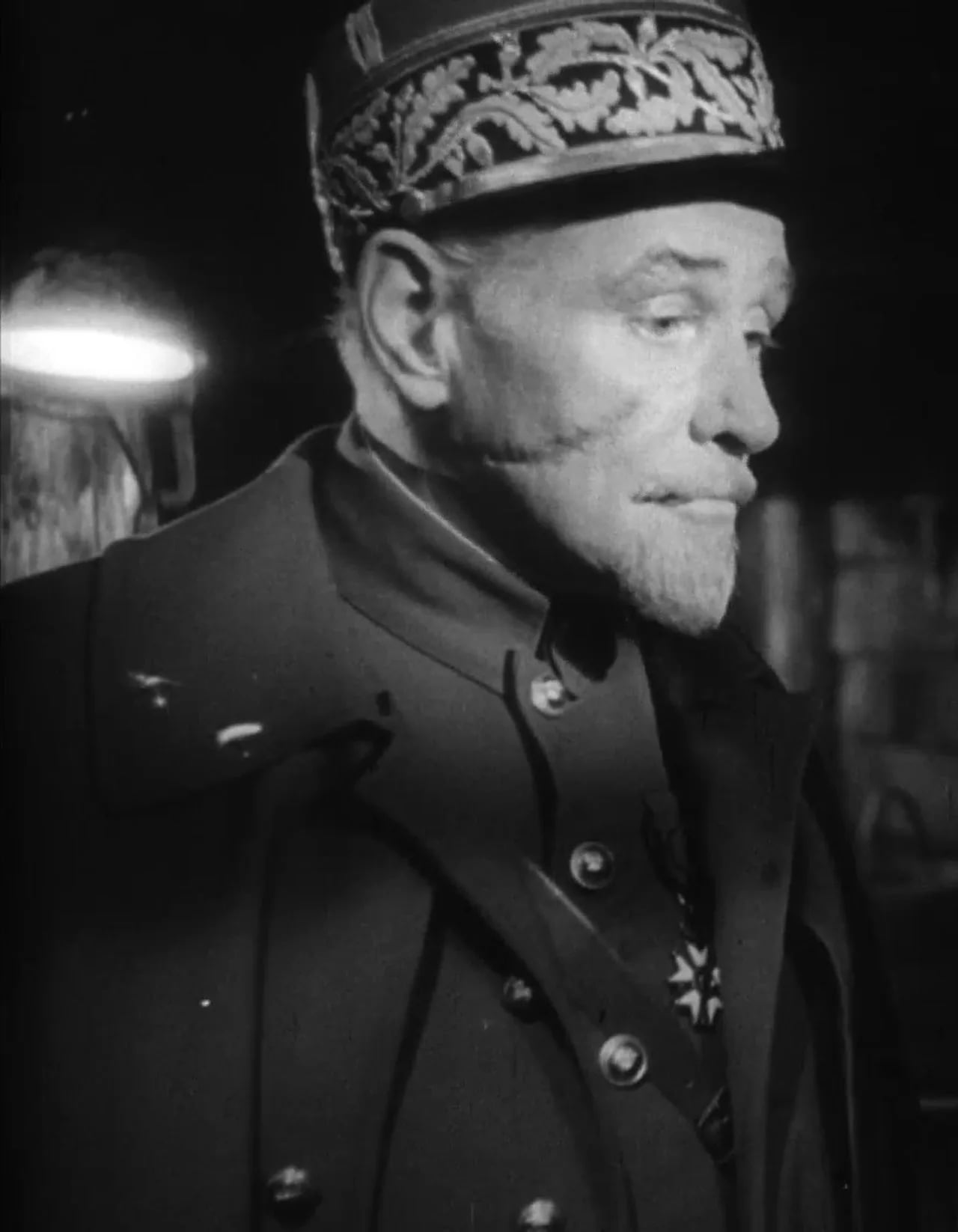 Portrait of George Macready (1899–1973) – memorial page