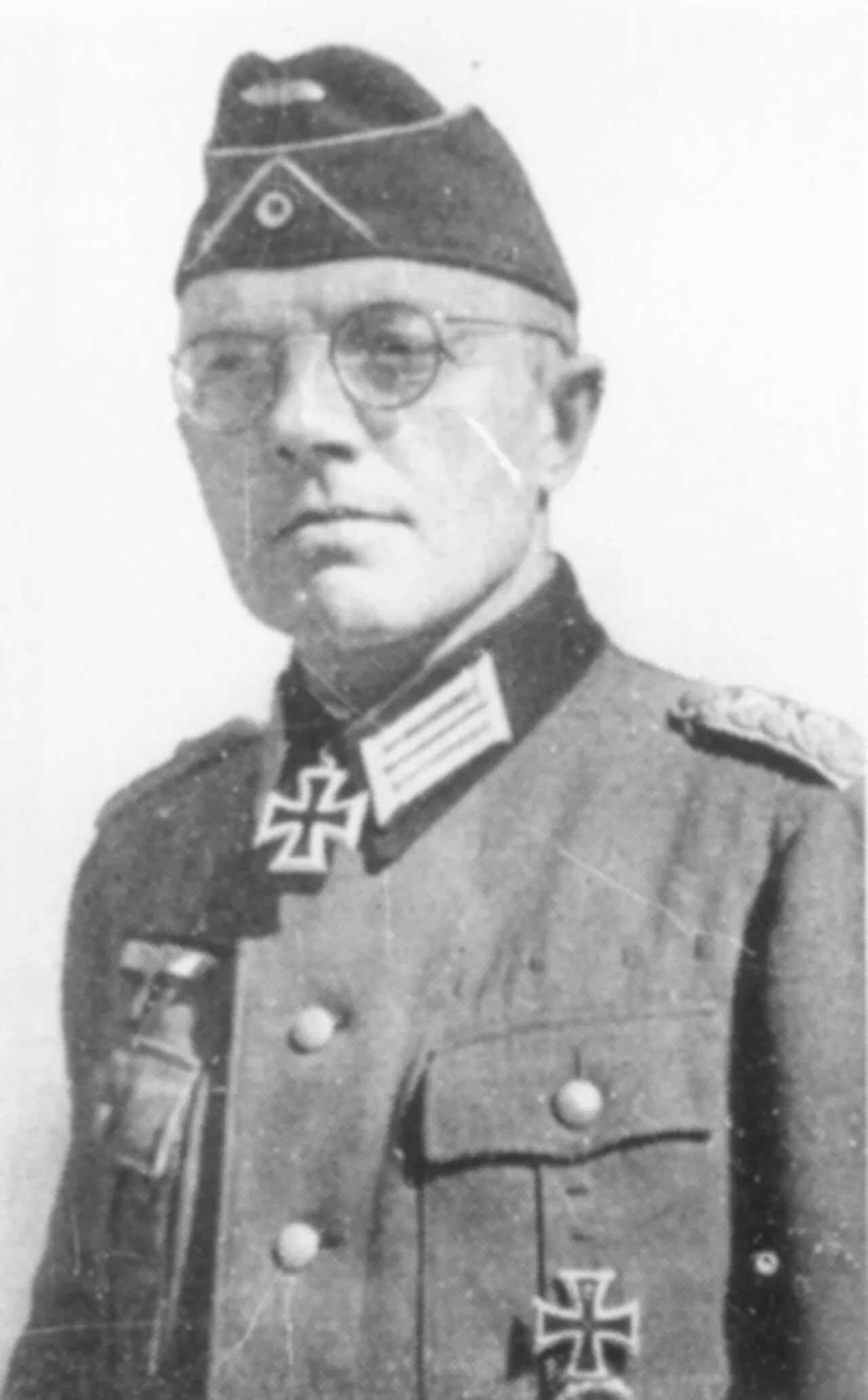 Portrait of Walter Jost (1896–1945) – memorial page