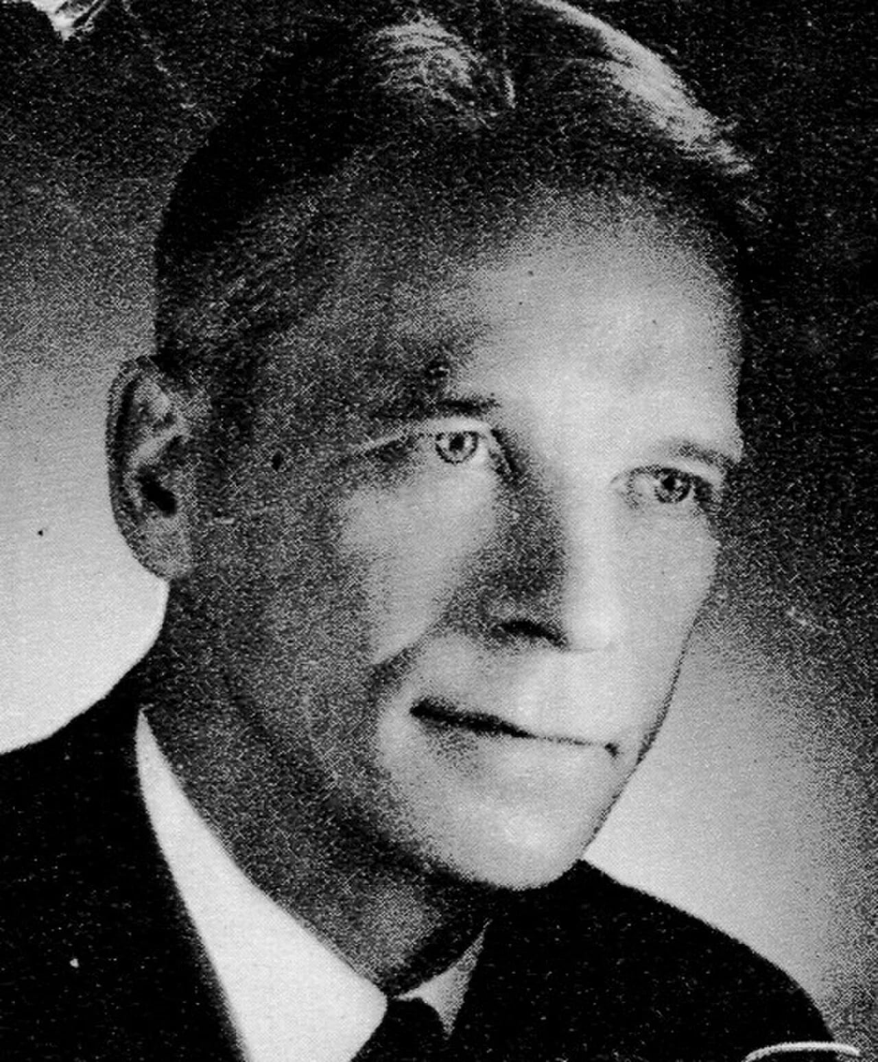 Portrait of Mauno Mäkelä (1916–1987) – memorial page