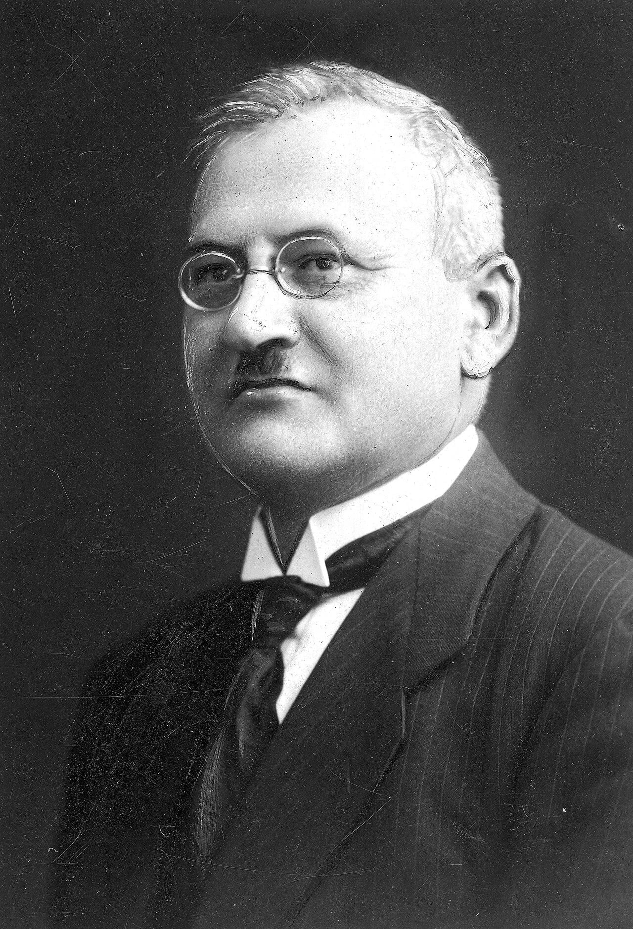 Portrait of Jan Buzek (1874–1940) – memorial page