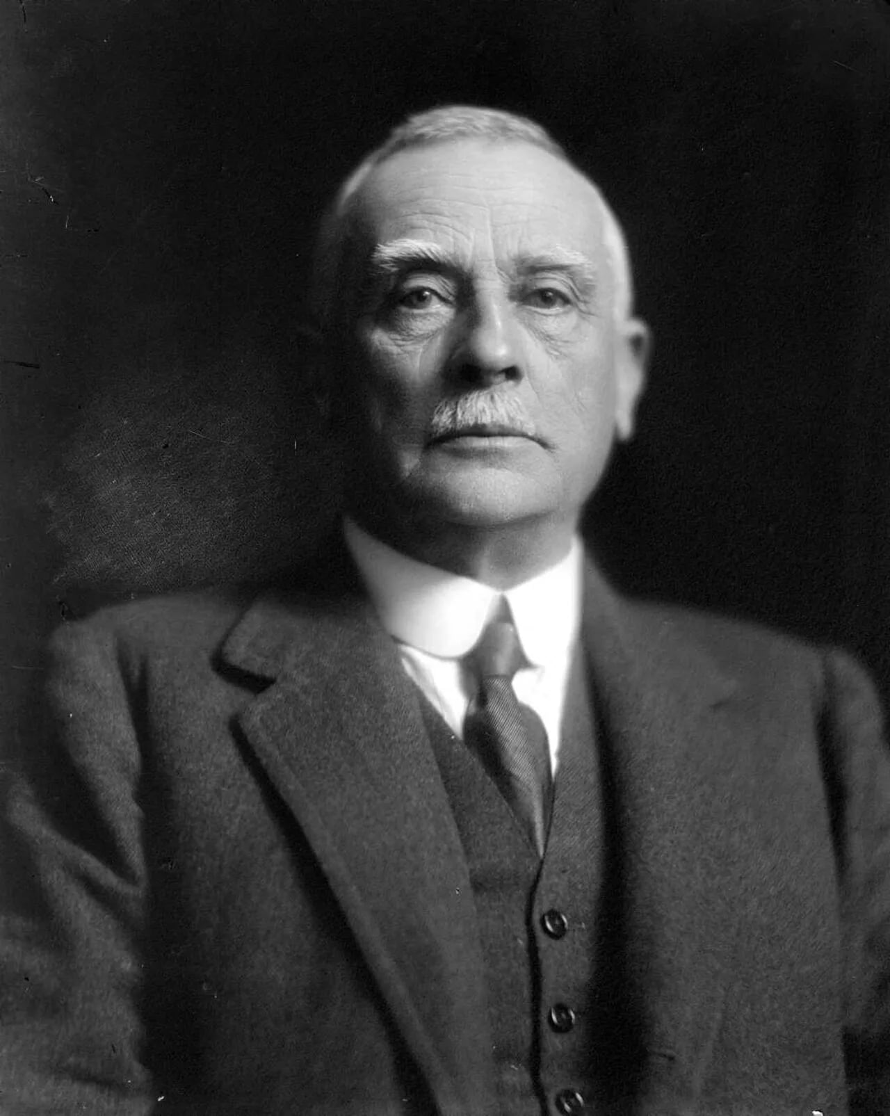Porträt von William Collins (1853–1934) – Gedenkseite