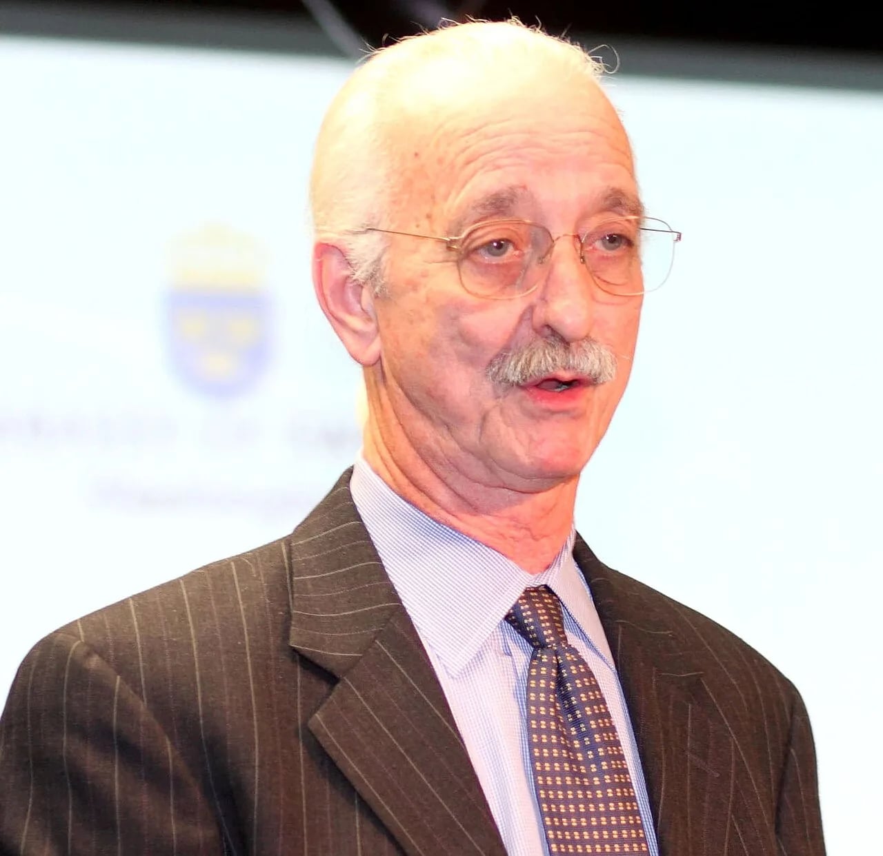 Portrait of Woodie Flowers (1943–2019) – memorial page