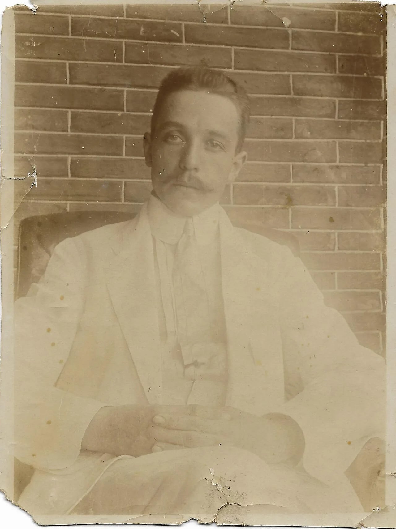 Porträt von Yram (1884–1927) – Gedenkseite