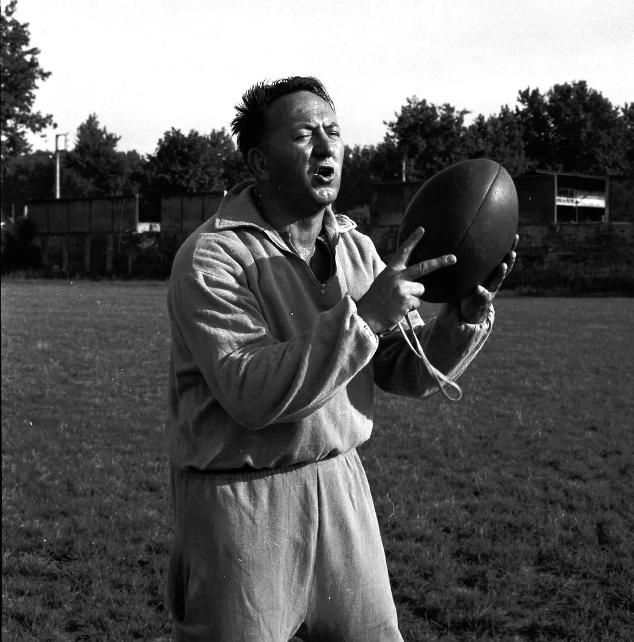 Porträt von Yves Noé (1921–2002) – Gedenkseite