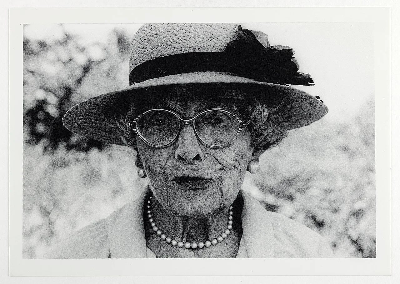 Portrait of Yvonne Jean-Haffen (1895–1993) – memorial page