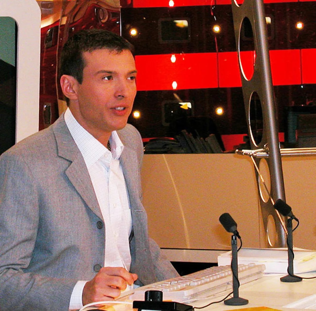 Porträt von Édouard Marquis (1969–2020) – Gedenkseite