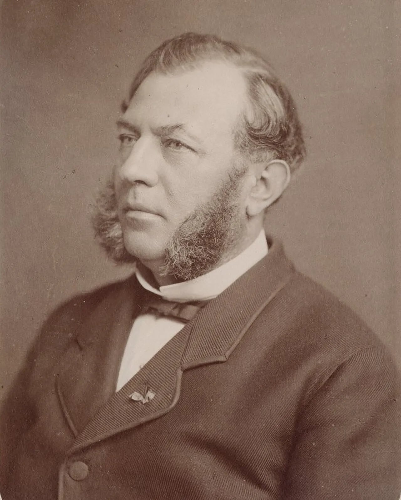 Porträt von Émile-Justin Menier (1826–1881) – Gedenkseite