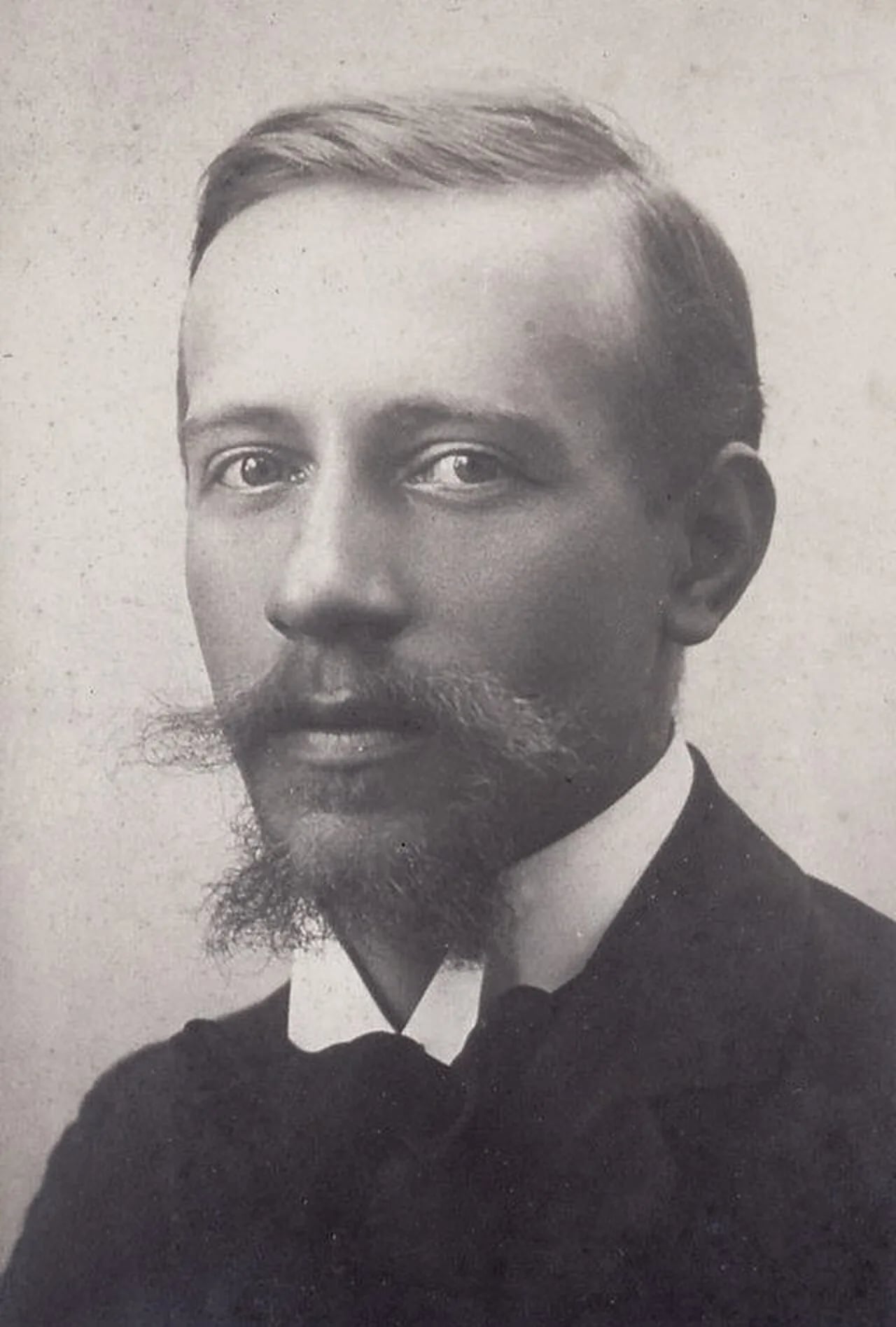 Porträt von Émile Schneider (1873–1947) – Gedenkseite