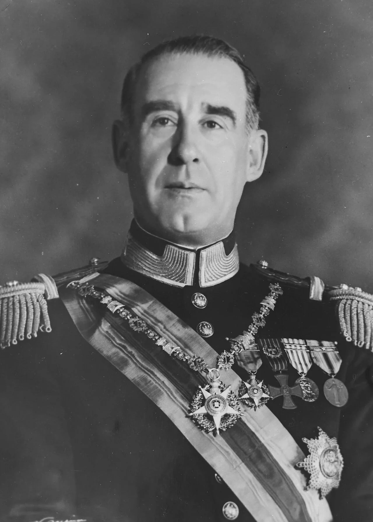 Porträt von Francisco Craveiro Lopes (1894–1964) – Gedenkseite
