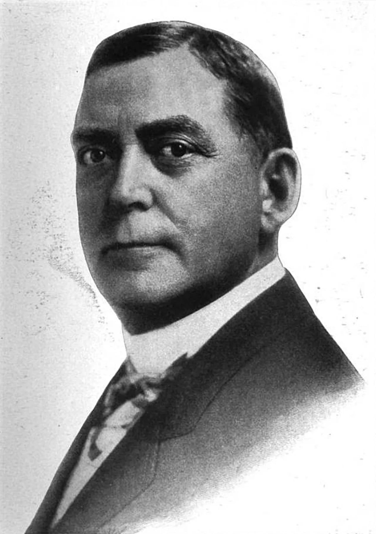 Portrait of Augustus E. Willson (1846–1931) – memorial page