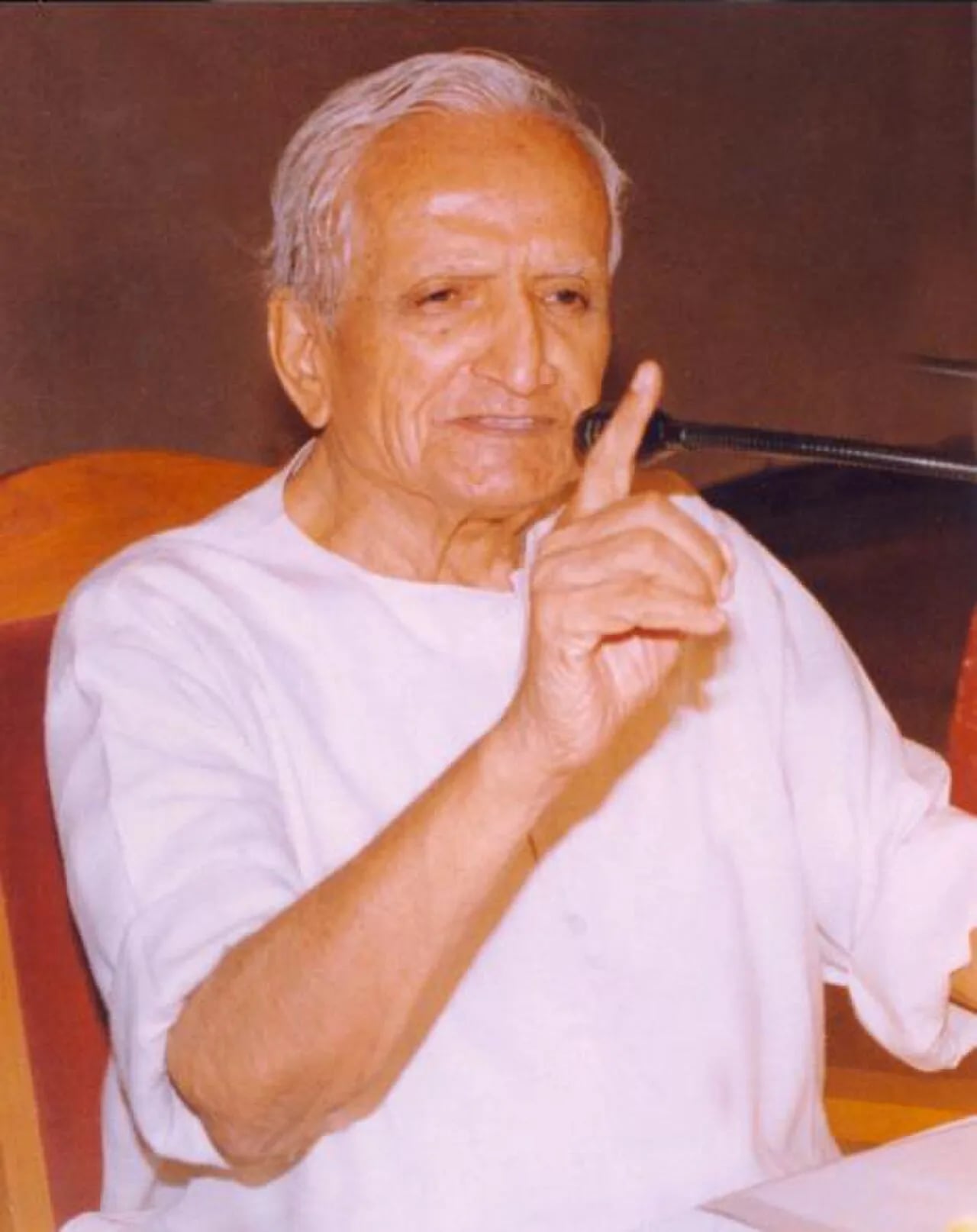 Portrait of Dattopant Thengadi (1920–2004) – memorial page