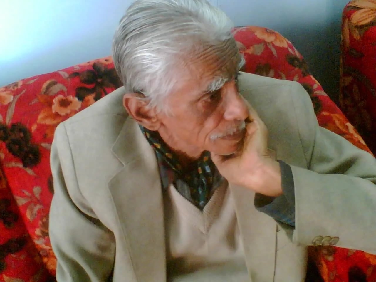 Porträt von Hiren Bhattacharyya (1932–2012) – Gedenkseite