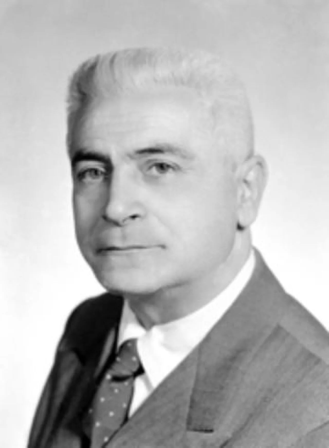 Portrait of Alfonso Artiaco (1899–1956) – memorial page