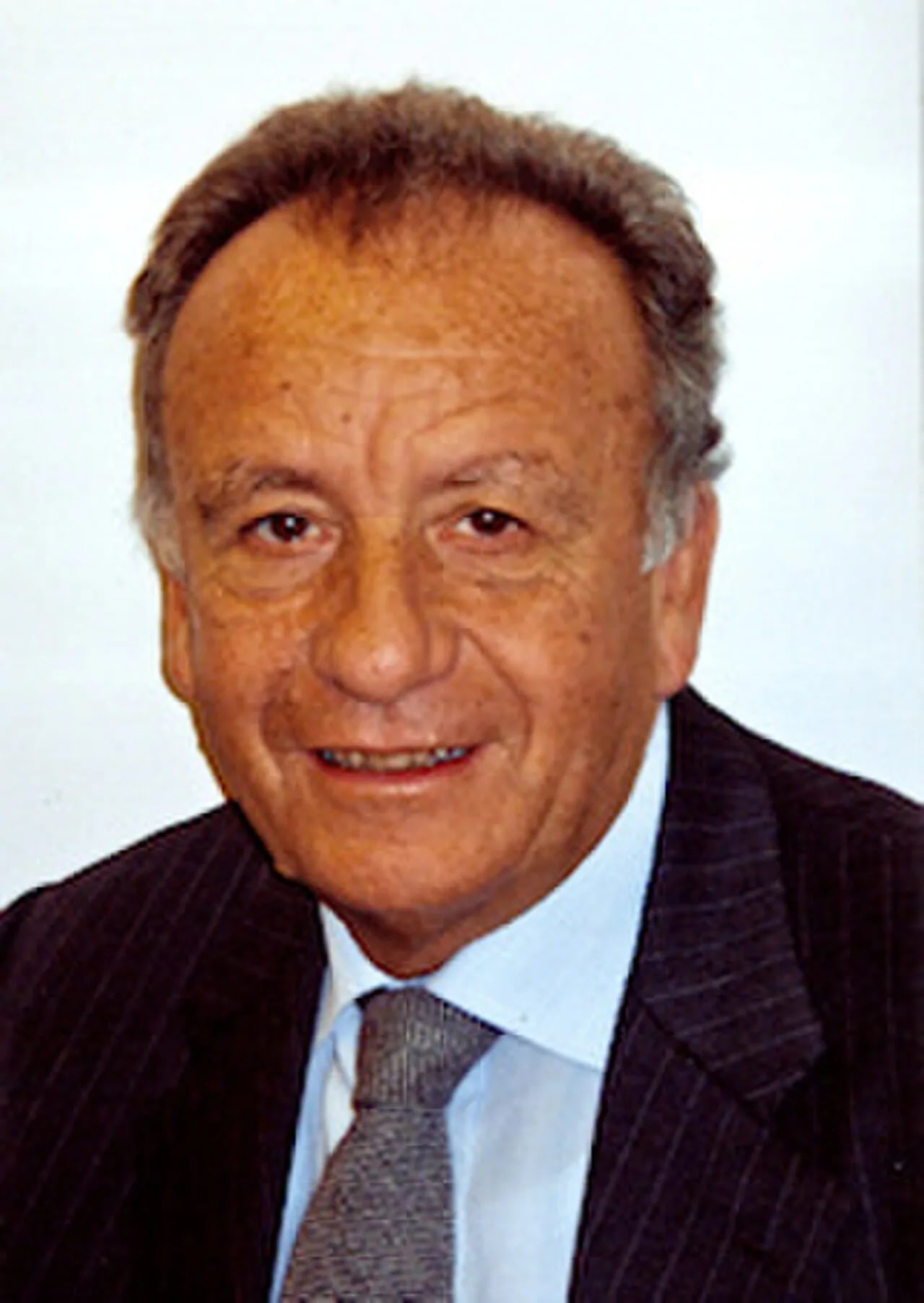 Porträt von Andrea Amatucci (1938–2025) – Gedenkseite