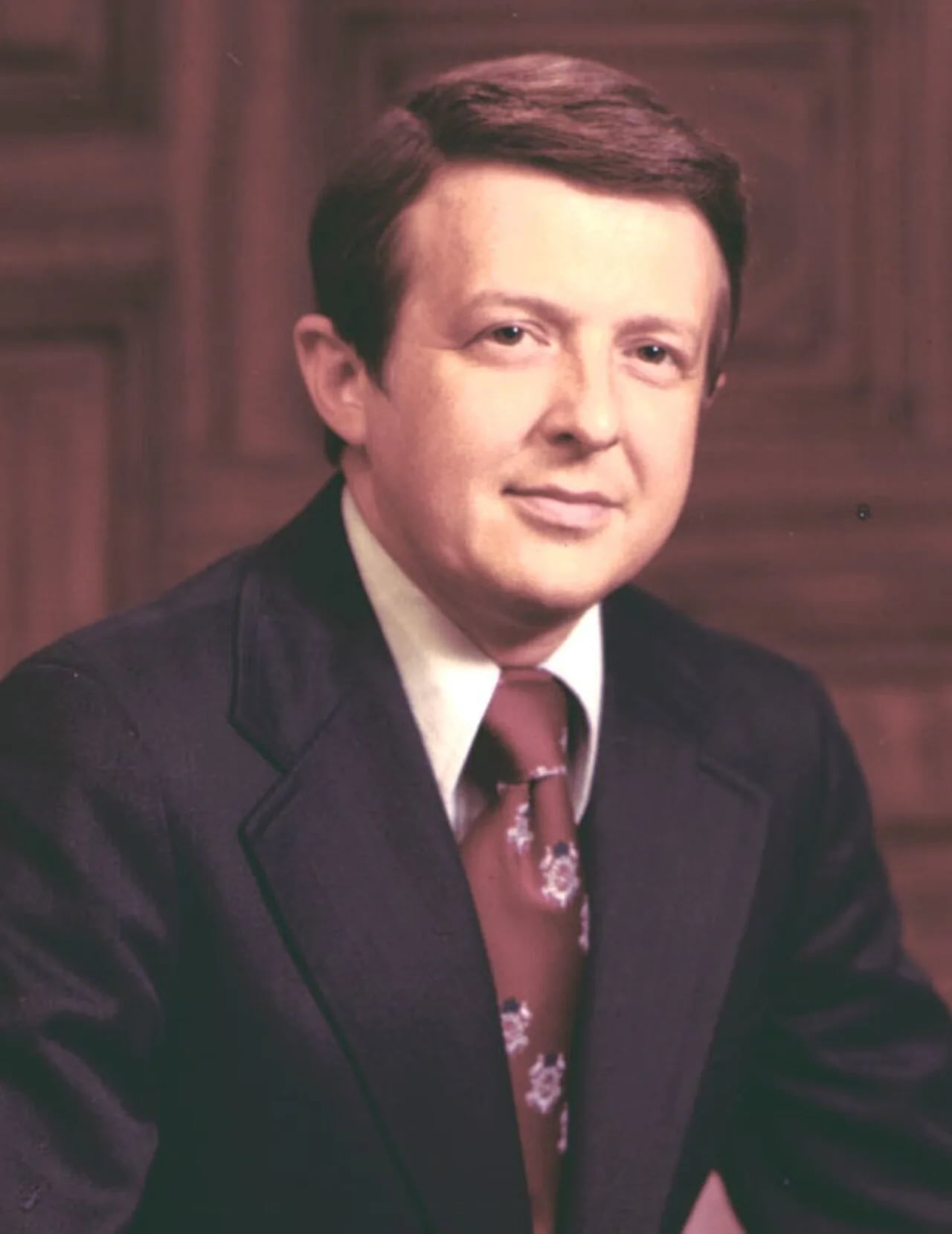Portrait of James Holshouser (1934–2013) – memorial page