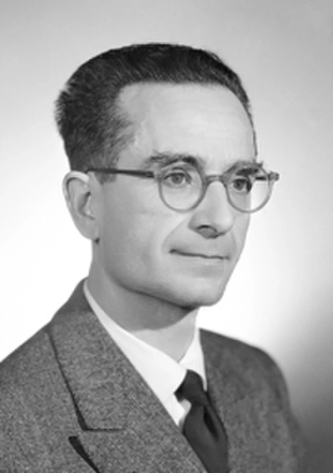 Porträt von Angelo De Luca (1904–1975) – Gedenkseite