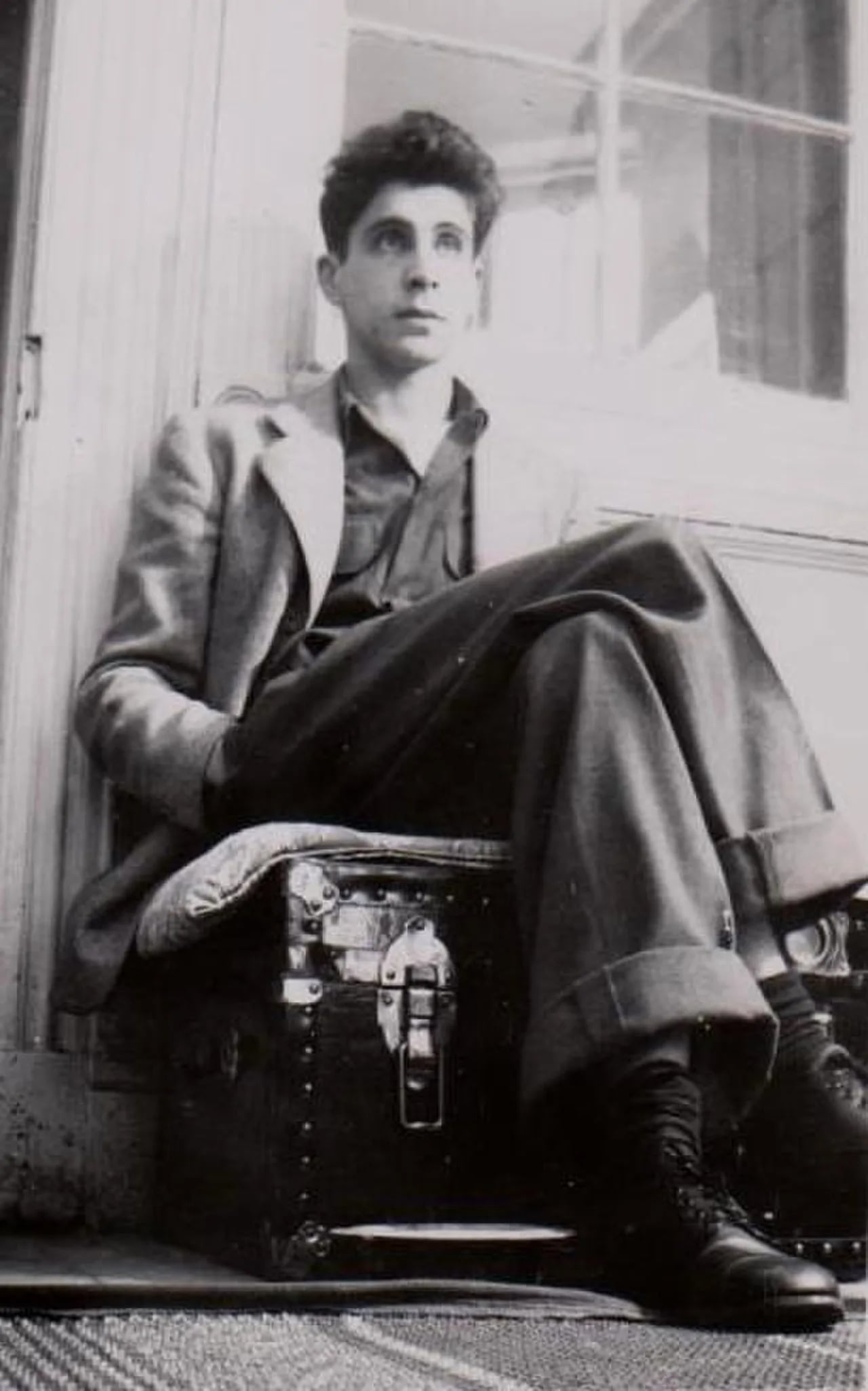 Portrait of Anthony Hecht (1923–2004) – memorial page