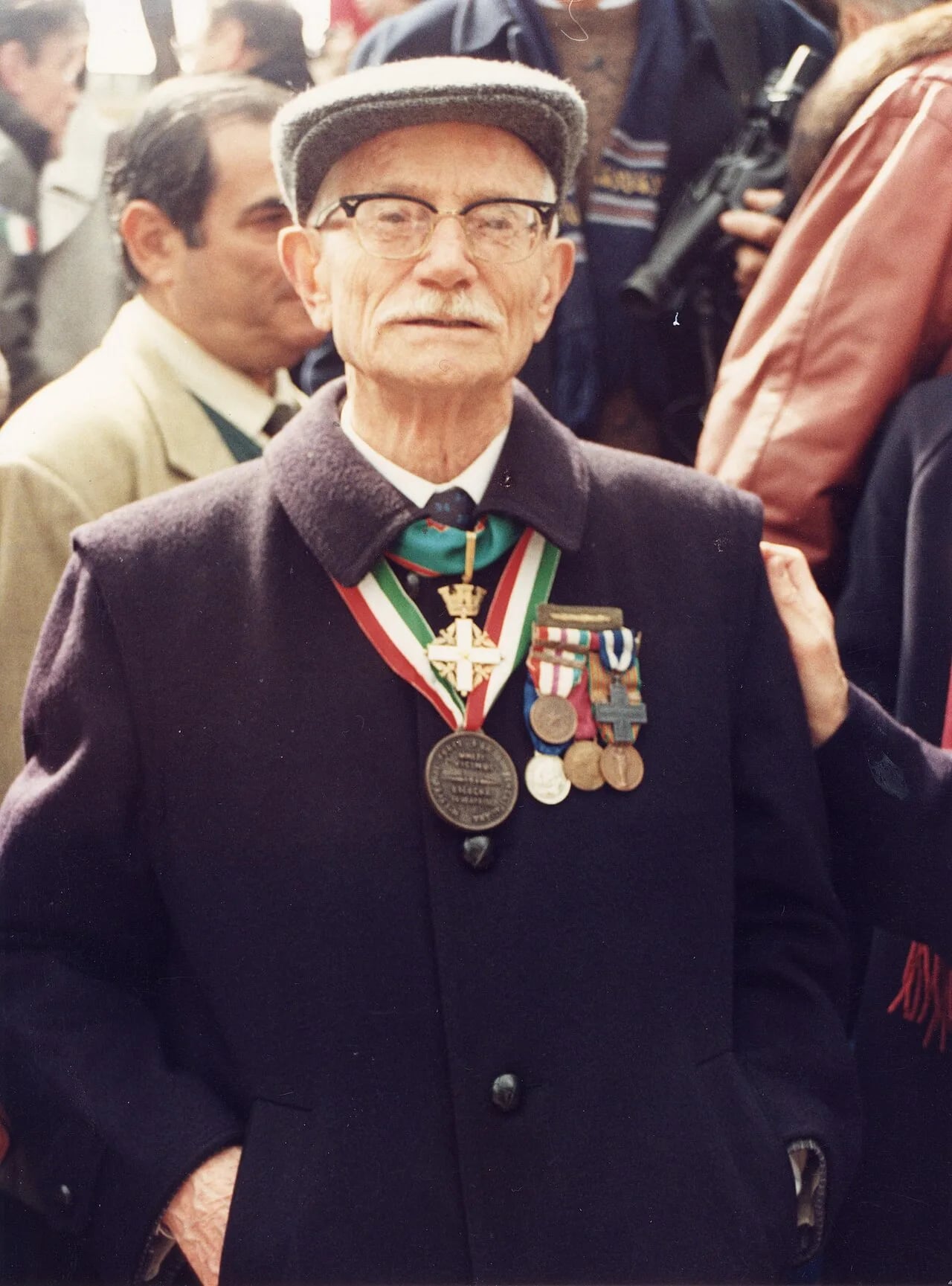 Portrait of Armando Izzo (1916–2004) – memorial page