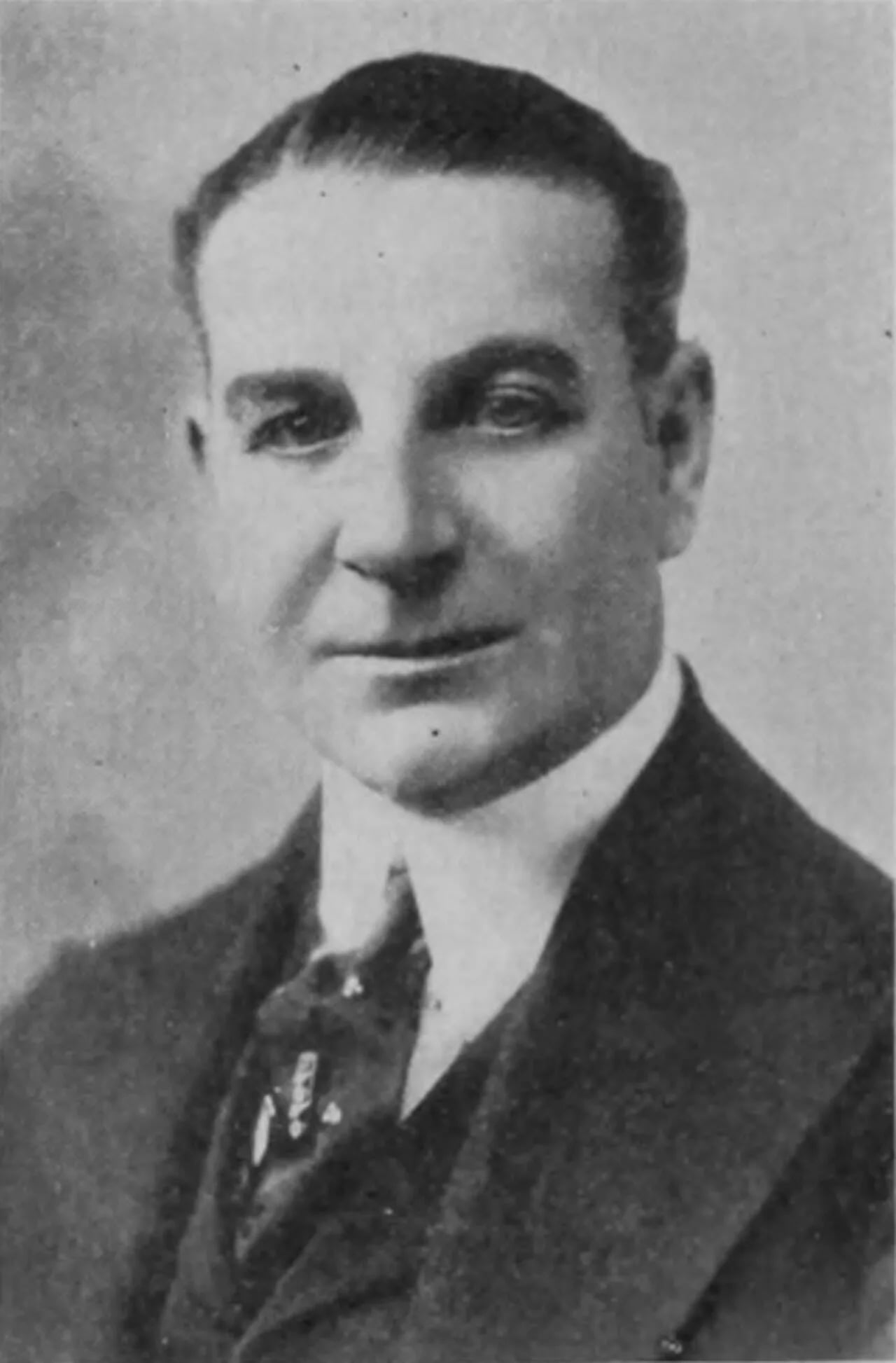 Porträt von Arthur Hoops (1870–1916) – Gedenkseite