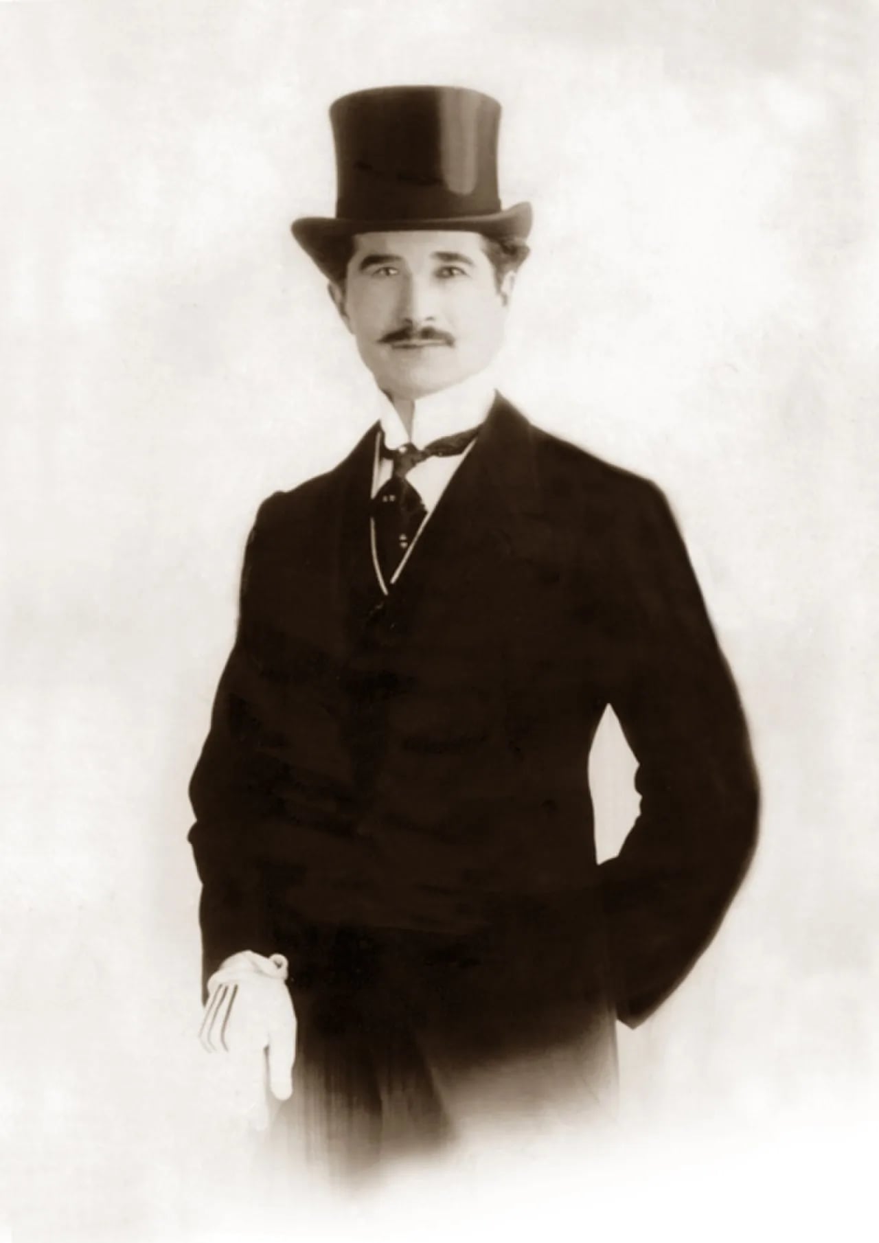 Portrait of Akaki Tschanturia (1881–1941) – memorial page