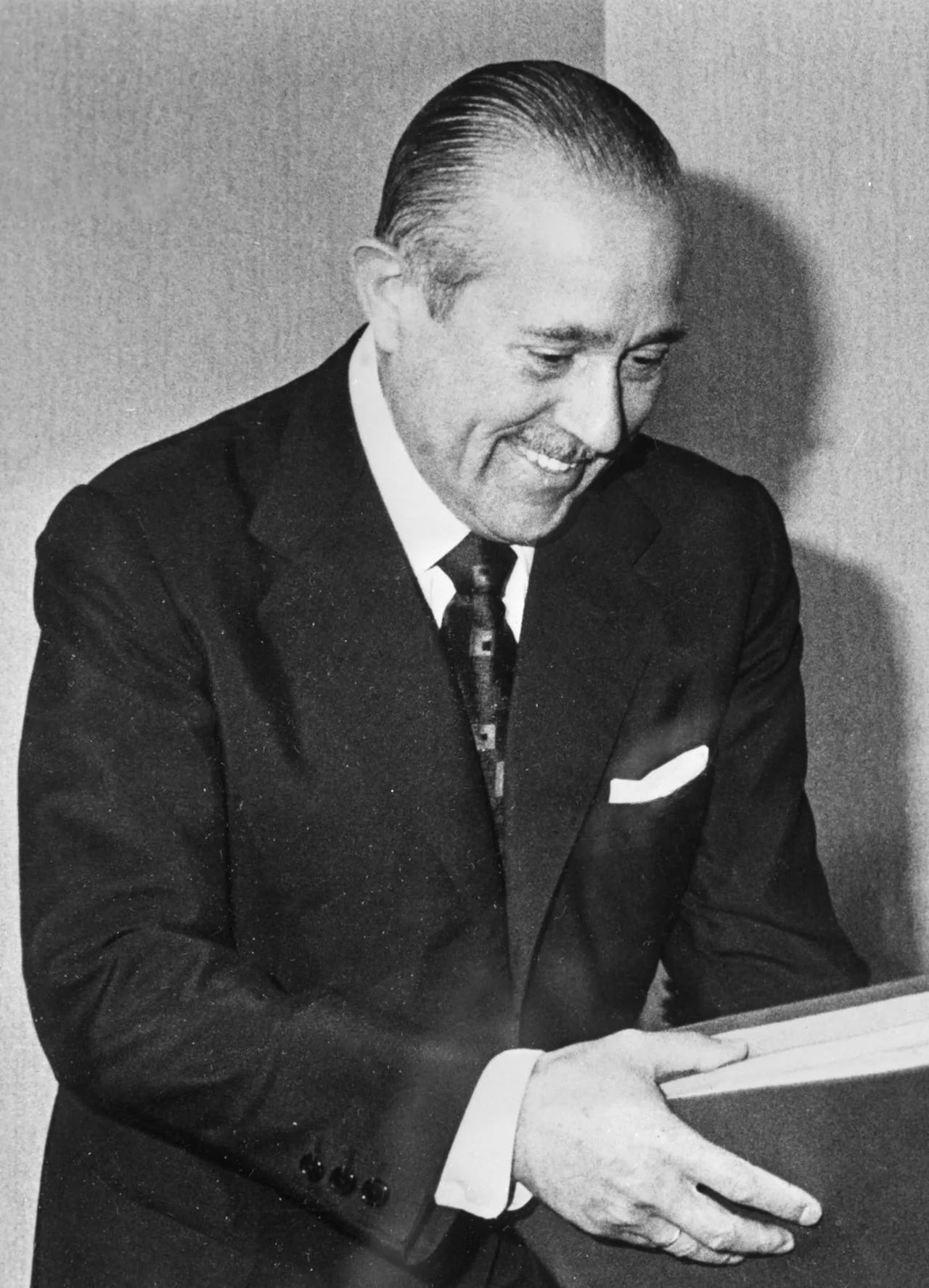Porträt von Carlos Arias Navarro (1908–1989) – Gedenkseite