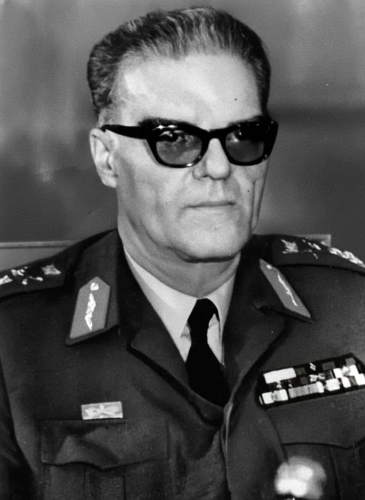 Portrait of Faidon Gizikis (1917–1999) – memorial page