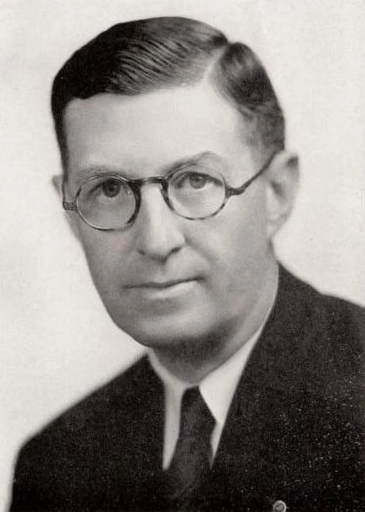 Portrait of Homer Martin Adkins (1890–1964) – memorial page