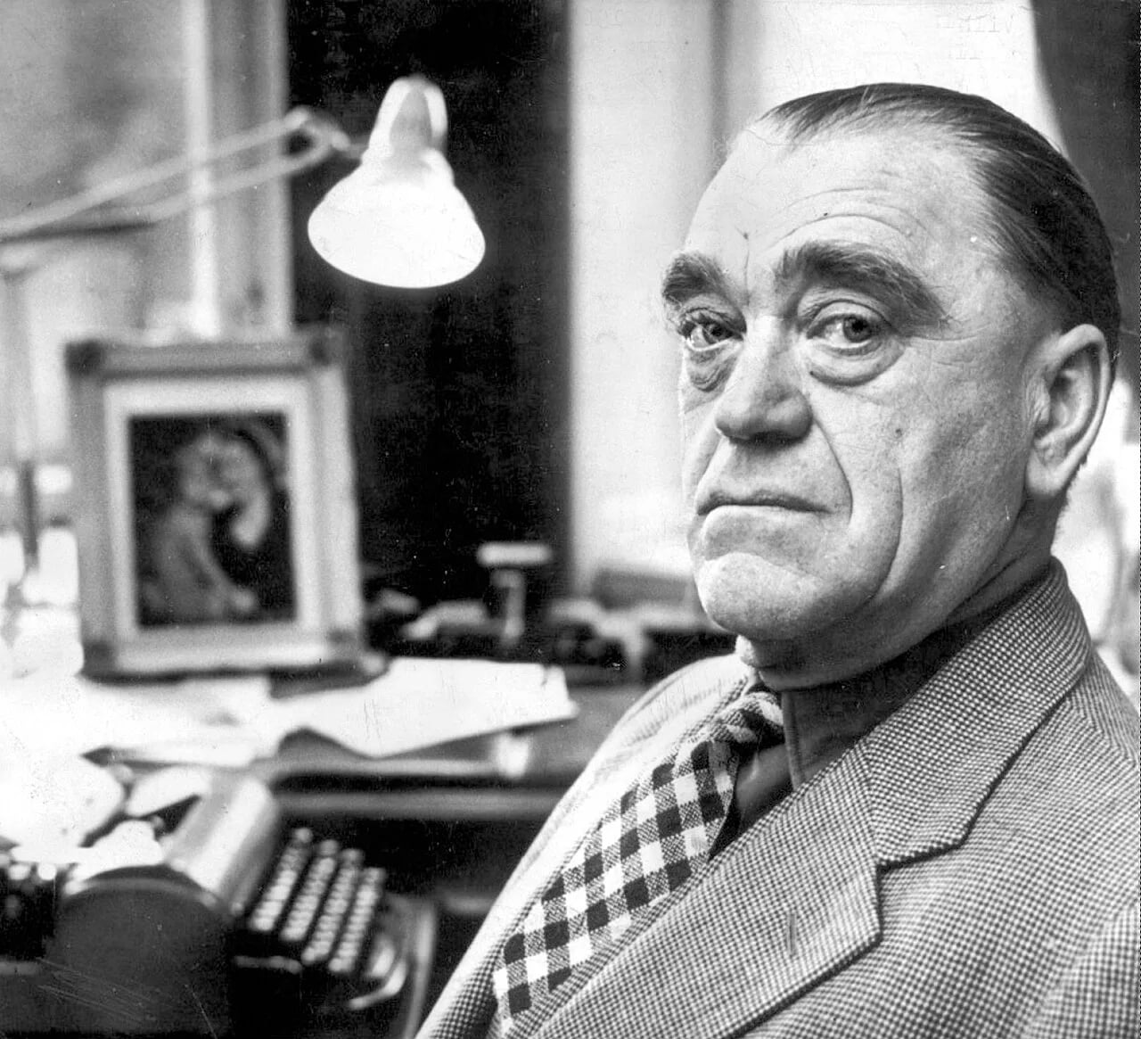 Portrait of Vilhelm Moberg (1898–1973) – memorial page
