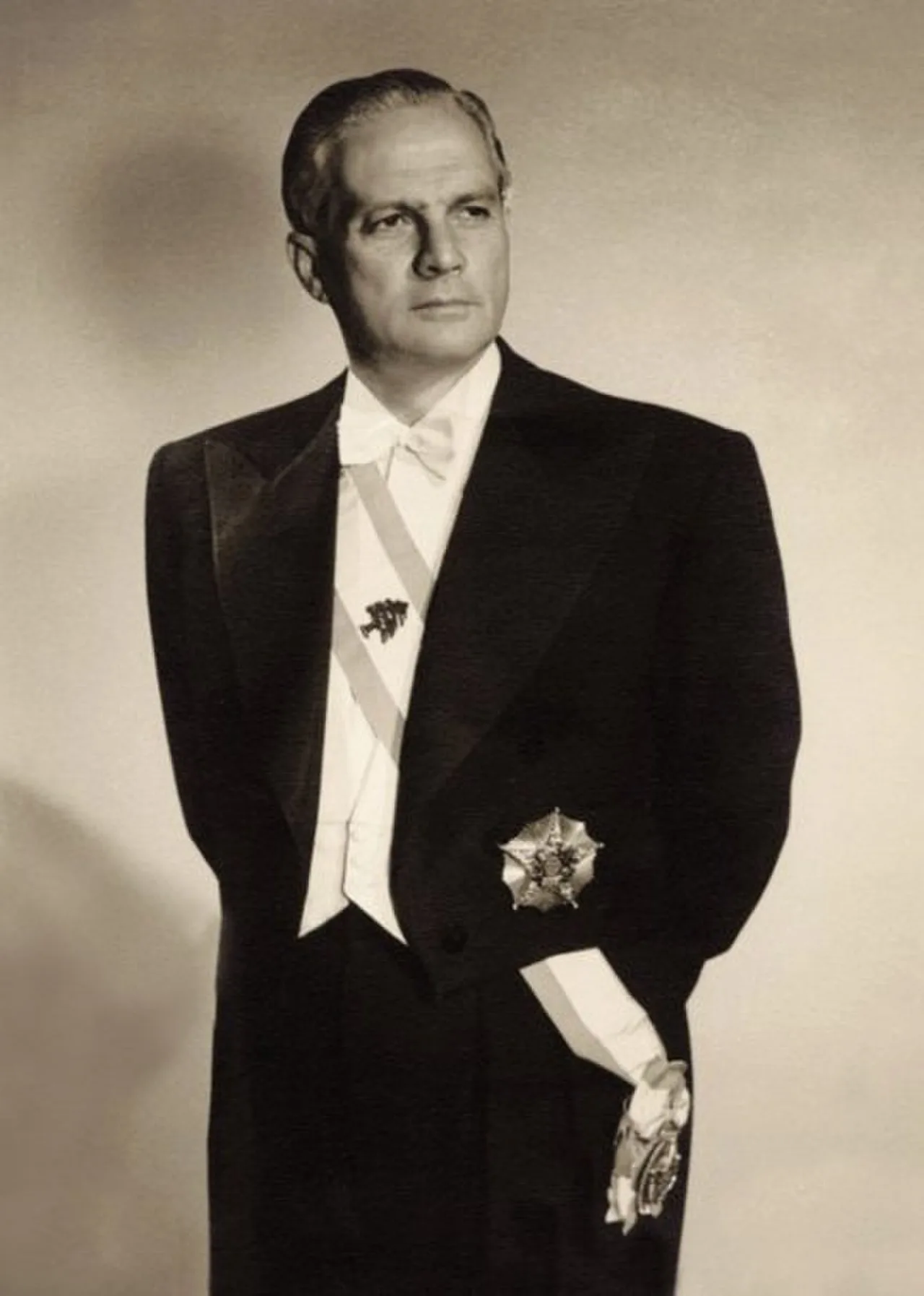 Portrait of Camille Chamoun (1900–1987) – memorial page