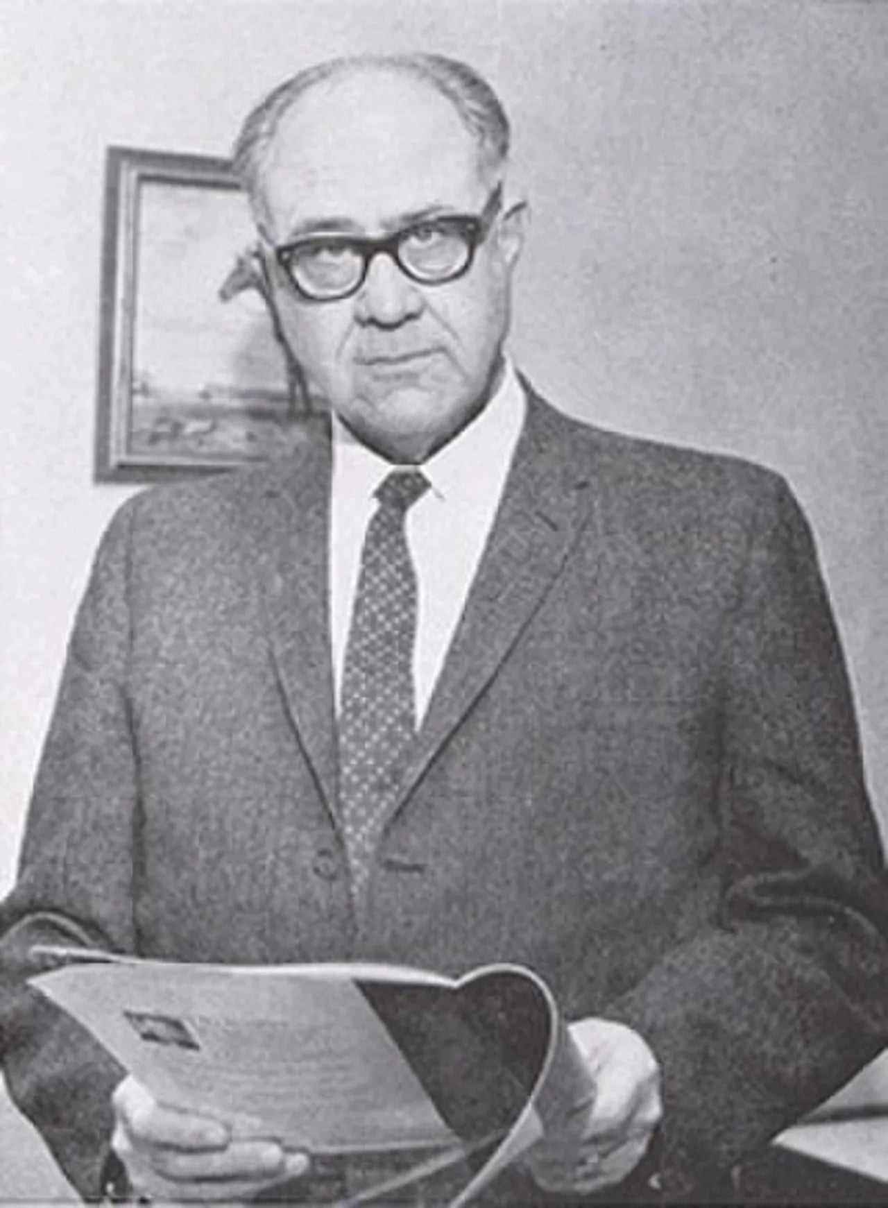 Portrait of Frank B. Morrison (1905–2004) – memorial page